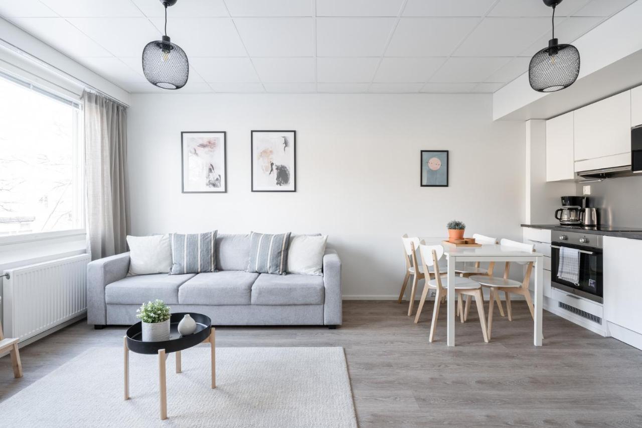Modern 2Br Apartment With Balcony & Central Location - Hosted By 2Ndhomes Tampere Buitenkant foto