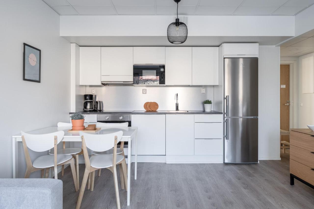Modern 2Br Apartment With Balcony & Central Location - Hosted By 2Ndhomes Tampere Buitenkant foto